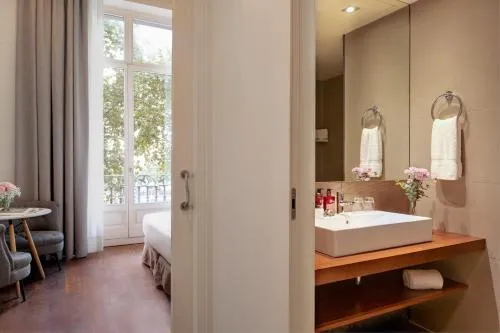 Duquesa Suites Hotel by Grup Duquessa photo 5