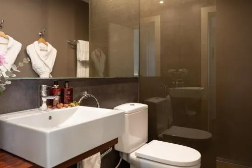 Duquesa Suites Hotel by Grup Duquessa photo 23