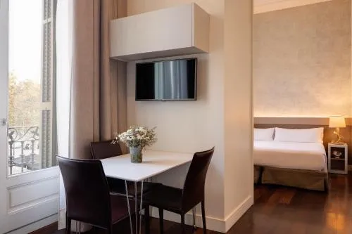 Duquesa Suites Hotel by Grup Duquessa photo 18