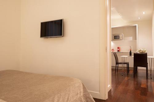 Duquesa Suites Hotel by Grup Duquessa photo 53