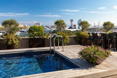 Duquesa Suites Hotel by Grup Duquessa photo 31