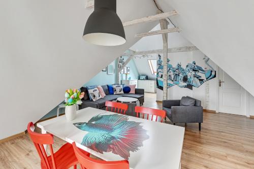 Grand Apartments - Happy Loft Apartment