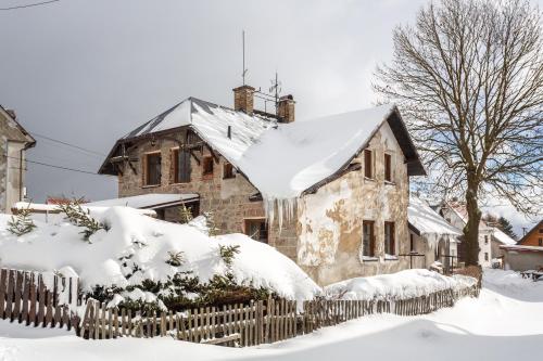 Chata Plešivka im Winter