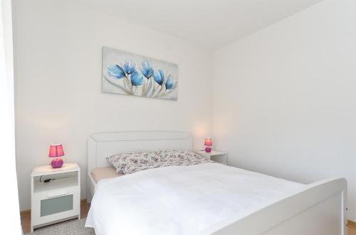 Apartments Drago 589