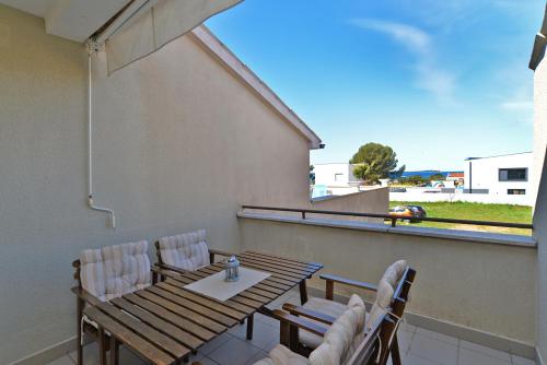 Apartments Drago 589