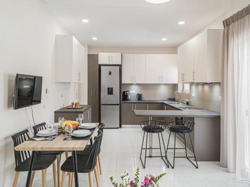 Fully renovated apartment in the city centre with roof garden! 3 minutes from the bus station and 6 minutes from the old town