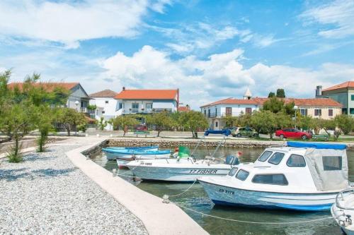 Apartment Dama - 10 m from beach – Photos 2