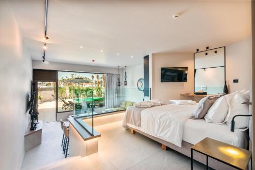 Gallery image of Pathos SeaSide Suites in Faliraki