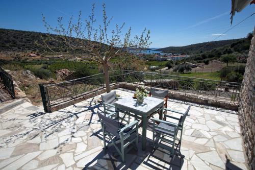 Gallery image of Traditional House Kakopetra in Nafplio