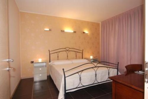 Katil atau katil-katil dalam bilik di Residence & Suites Solaf