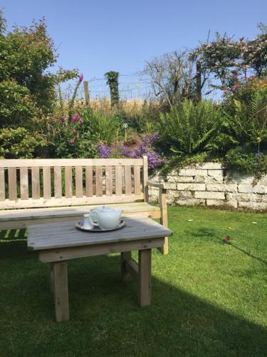 Κήπος έξω από το Ramsey House - Luxury Licensed B&B - Parking and Guest Lounge