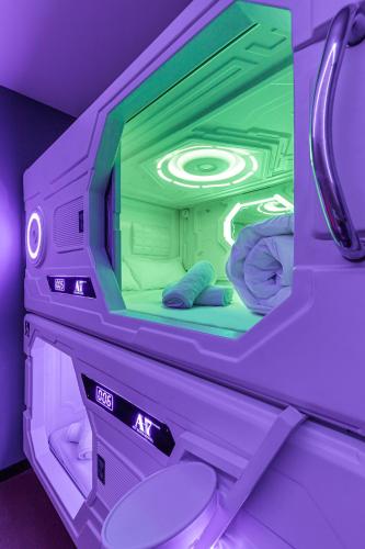 Art Seven Hostel Capsules