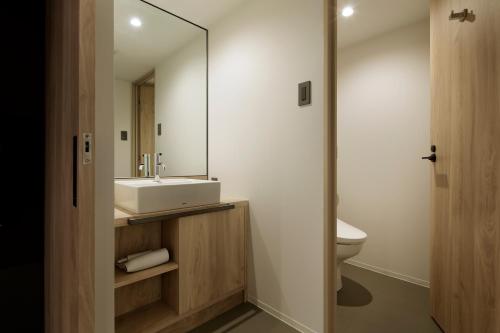 Bagno di Piece Hostel Sanjo