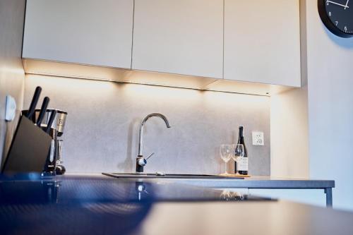 Kuchyňa alebo kuchynka v ubytovaní LAGUNA Apartament 20 Willa Leśna