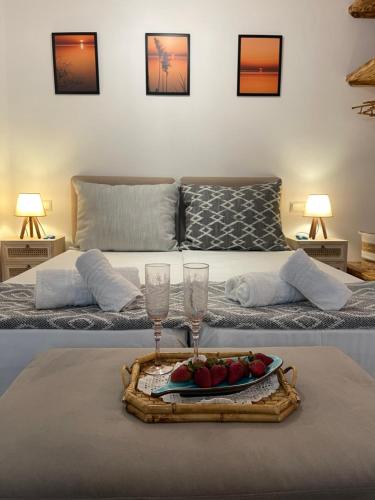 Cocoonut studio, Town of Naxos island, by NaxosVibe