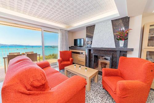 Seafront Apartment Voramar 31 by Sealand Villas