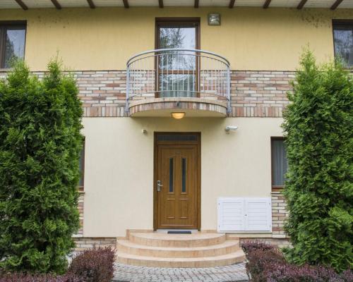 Gallery image of Villa Apartman in Balatonszemes