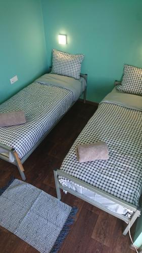 Ліжко або ліжка в номері Altitude 1900 Dive Resort - Sevan lake