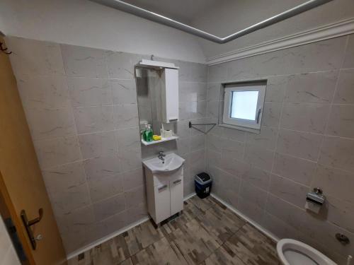 Koupelna v ubytování Apartmani Vila na Drini