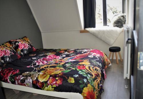 Afbeelding uit fotogalerij van Huis nummer 7 met sauna en 3 slaapkamers in Leeuwarden