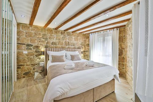 Old Town Pearl Apartment