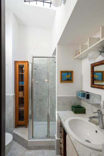 Banchi Nove, penthouse full of light and silence