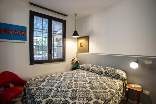 Banchi Nove, penthouse full of light and silence