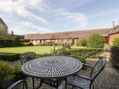Burford Cottage – Photos 2
