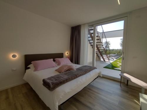 Gallery image of La Rondinella Apartments in Bardolino