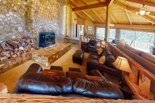 Beautiful Sahuaro Place – Photos 2