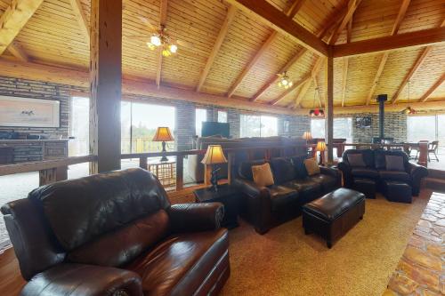 Beautiful Sahuaro Place – Photos 4