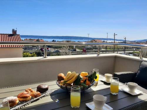 Villa Axioma 4-Star Luxury Villa, 2 apartments, Sea View , close to beach, sea view terrace