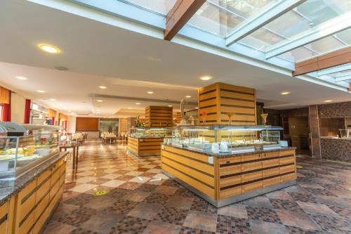 Gallery image of Fame Beach Hotel in Kemer