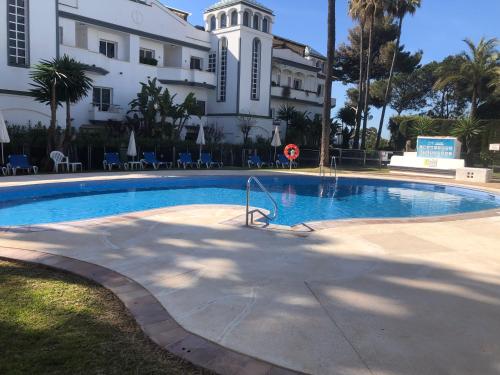 Bazén v ubytování Dominion Beach House nebo v jeho okolí