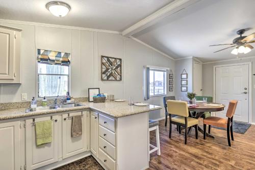 Apache Junction Abode Near Golf and Shopping – Photos 4