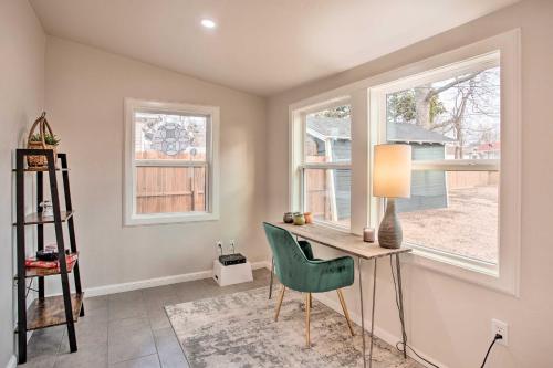 Gambar di galeri bagi Charming Downtown Home with Updated Interior! di Oklahoma City