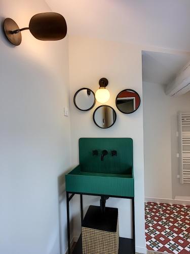 Maison Luxe 4 chambres - Patio - Climatisation - 10 minutes à pied du Pont d'Avignon photo 24