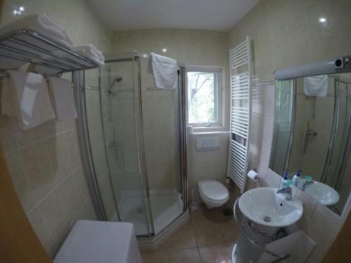 Novi Escape 1 Beachfront with balcony