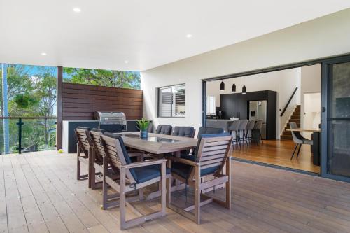 24 Hibiscus Crescent – Photos 2