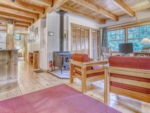 Marshall Cabin – Photos 2