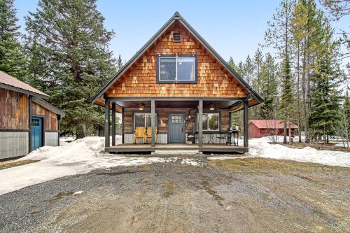 The Knotty Pine – Photos 2