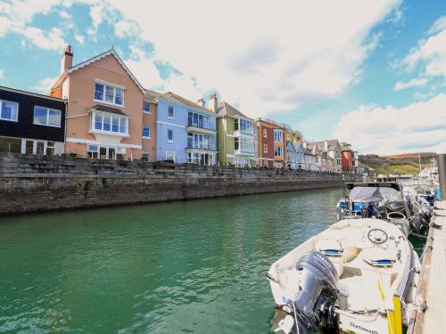 Quayside, Dart Marina – Photos 2