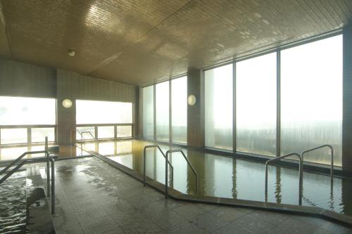 Bazén v ubytování Spa SHIOSAI nebo v jeho okolí