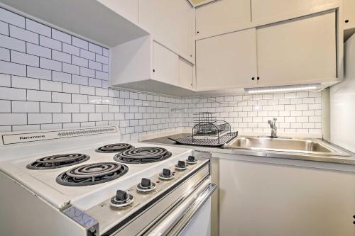 Gallery image of Cozy Sault St Marie Apartment - Walk to River in Sault Ste. Marie