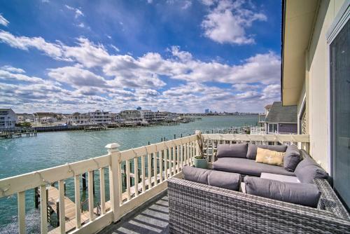 Condo with Bay Views about 5 Mi to Atlantic City!