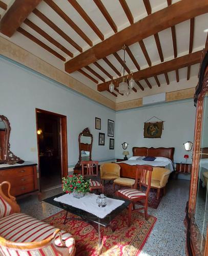 Cecchi's Old Home – Photos 3