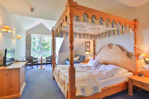 Gallery image of Emsland Hotel Saller See in Freren
