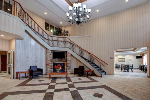 Days Inn & Suites by Wyndham Collingwood, Collingwood – Updated 2024 Prices