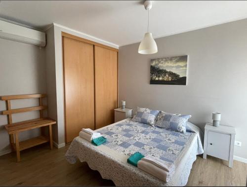 Postel nebo postele na pokoji v ubytování Azorean Sunset Loft