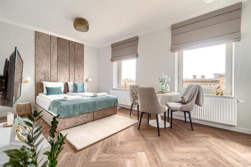 Posteľ alebo postele v izbe v ubytovaní MARGI Daphne LUX BEAUTI STUDIO